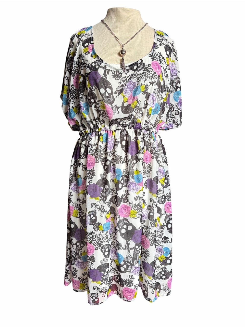Soft Grunge Skull And Floral Dress - Picture 1 of 6